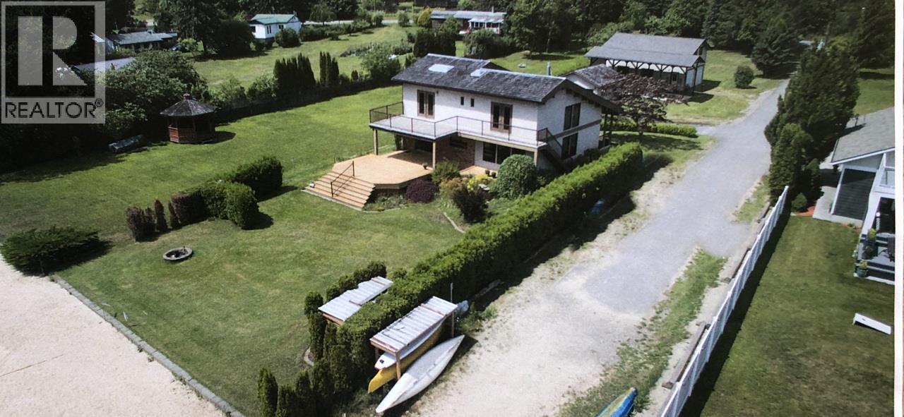 4108 HEROUX Road, Nelson