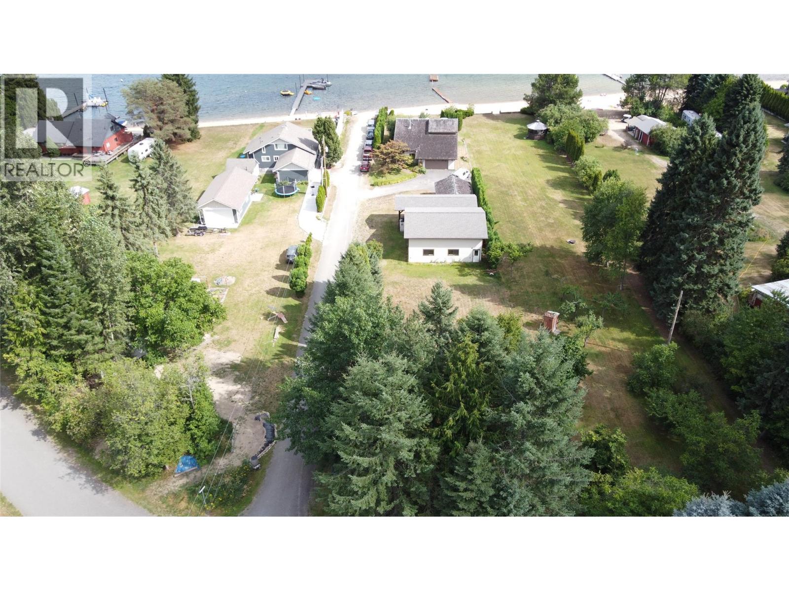 4108 HEROUX Road, Nelson