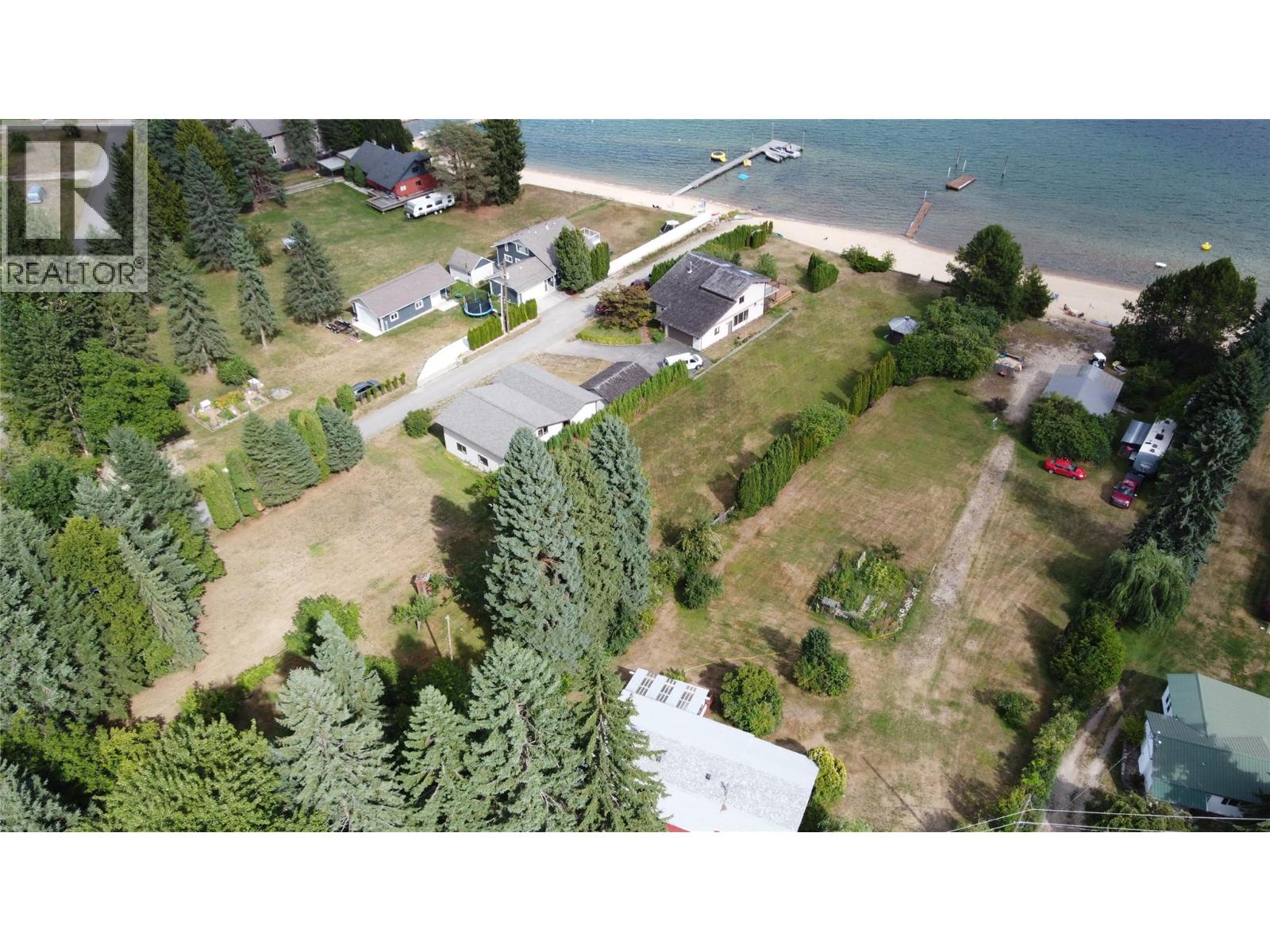4108 HEROUX Road, Nelson