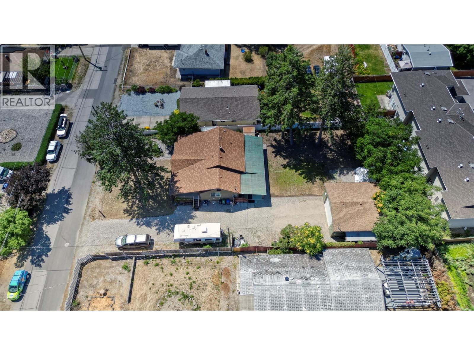 5870 Okanagan Street, Oliver