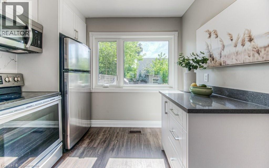 Photo 19 of 107 Charles Best Place, Kitchener ON