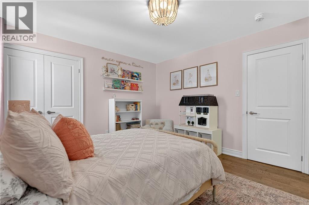 Photo 29 of 117 Wimberly Avenue, Waterdown ON