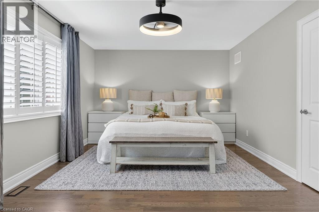 Photo 21 of 117 Wimberly Avenue, Waterdown ON