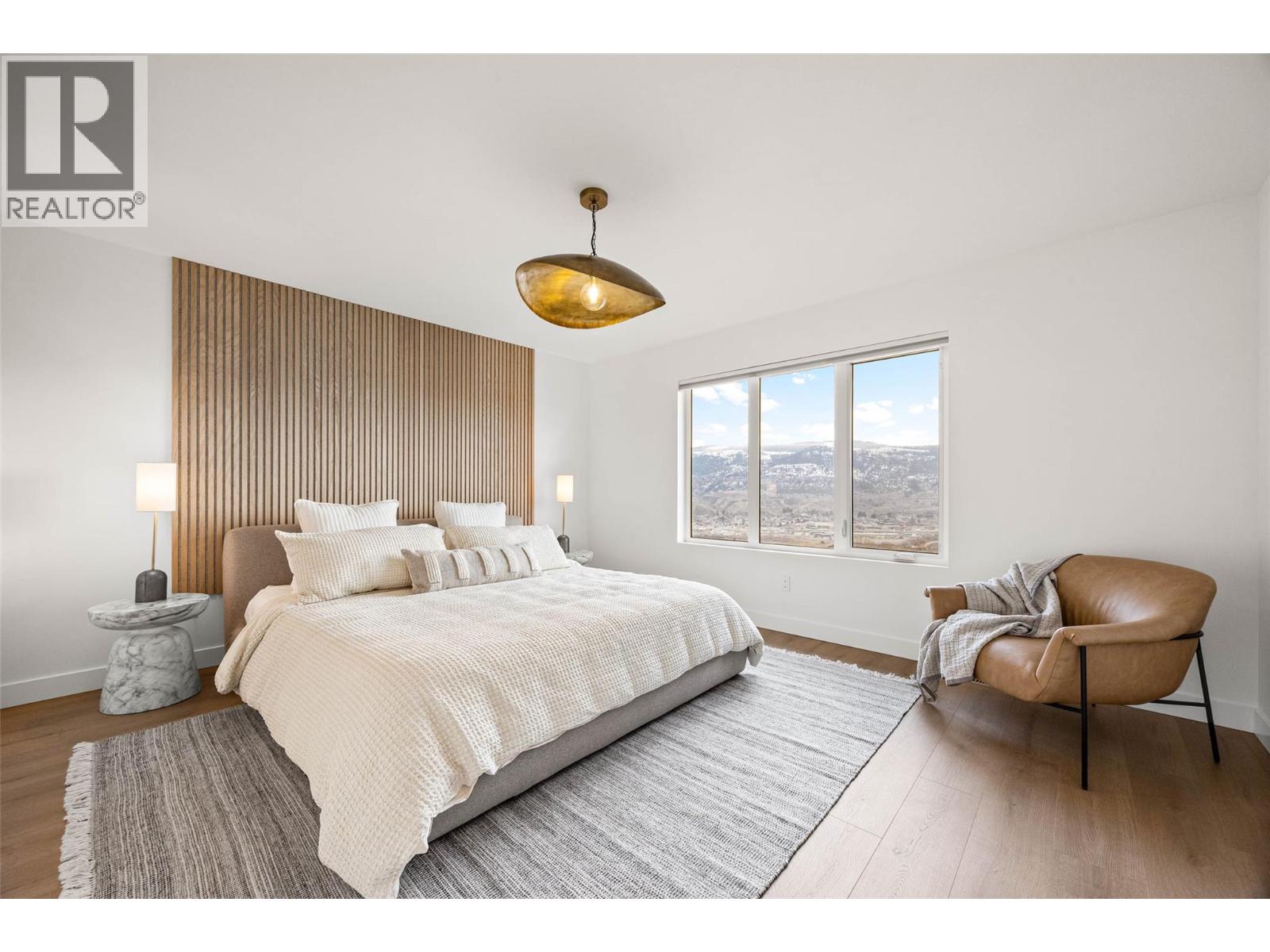 5028 SUN RIVERS Drive, Kamloops