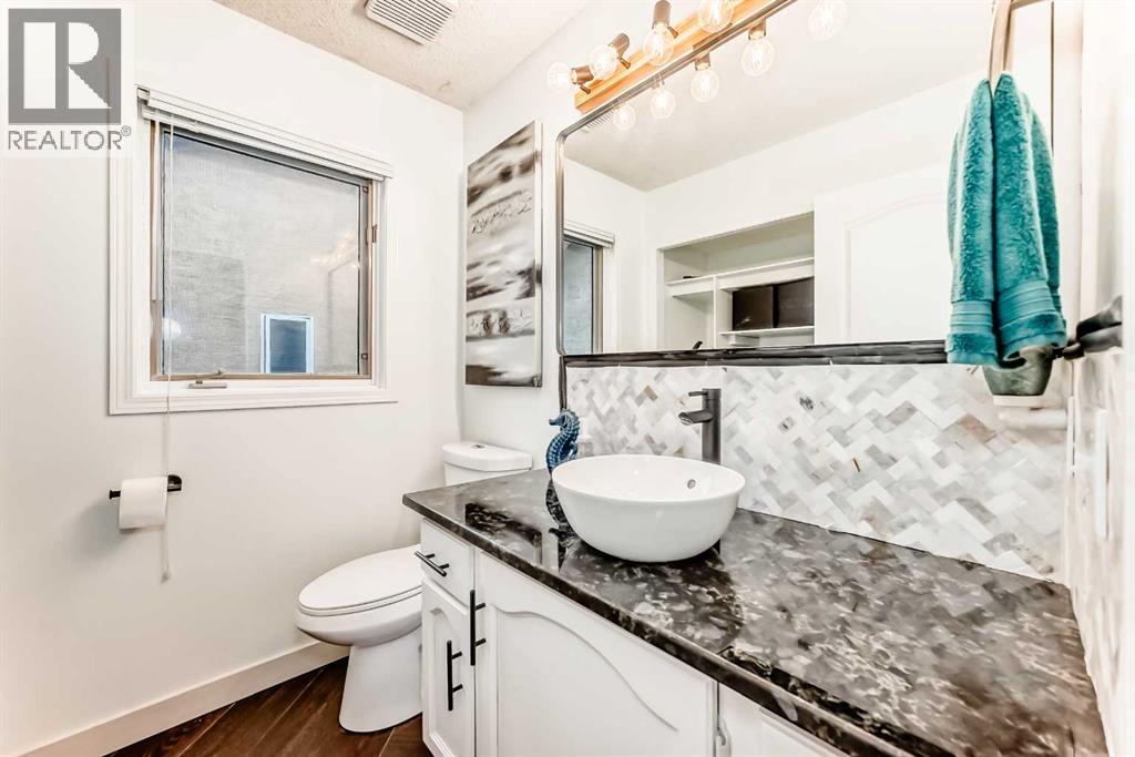 Photo 19 of 296 Lakeside Greens Crescent, Chestermere AB