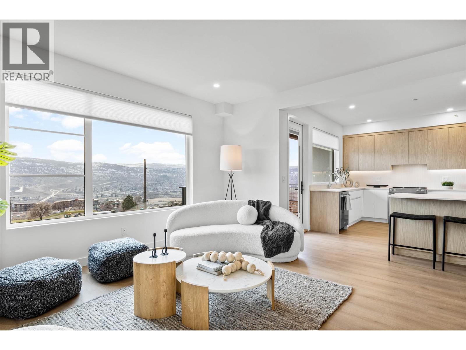 5028 SUN RIVERS Drive, Kamloops