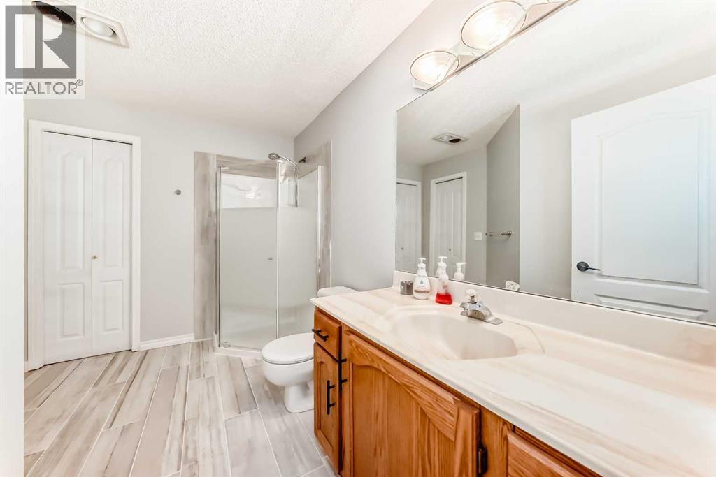 Photo 34 of 296 Lakeside Greens Crescent, Chestermere AB