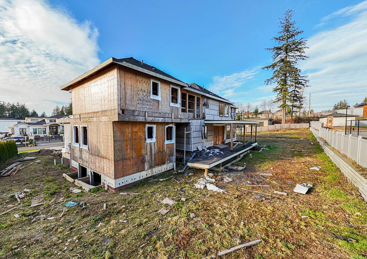 Photo 13 of 5758 131 A Street, Surrey BC