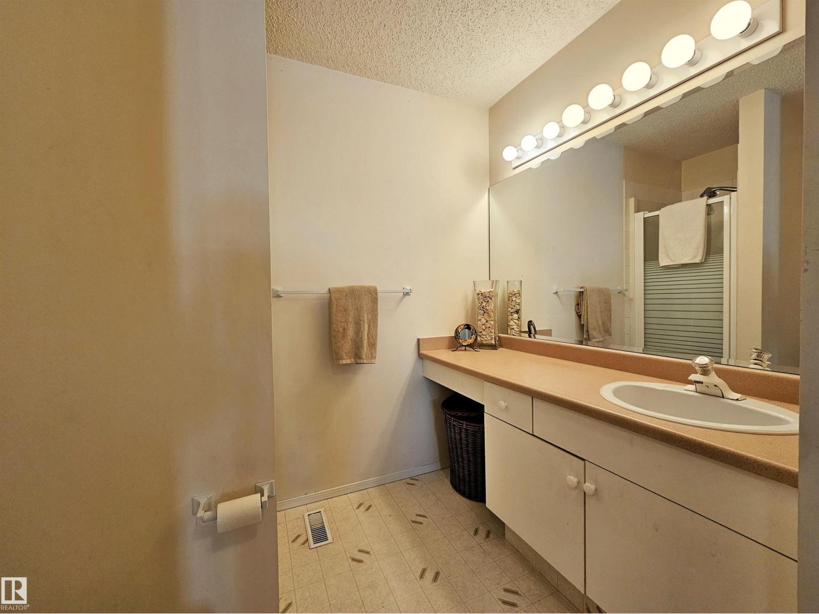 Photo 38 of 103 4408 37 St, Stony Plain AB