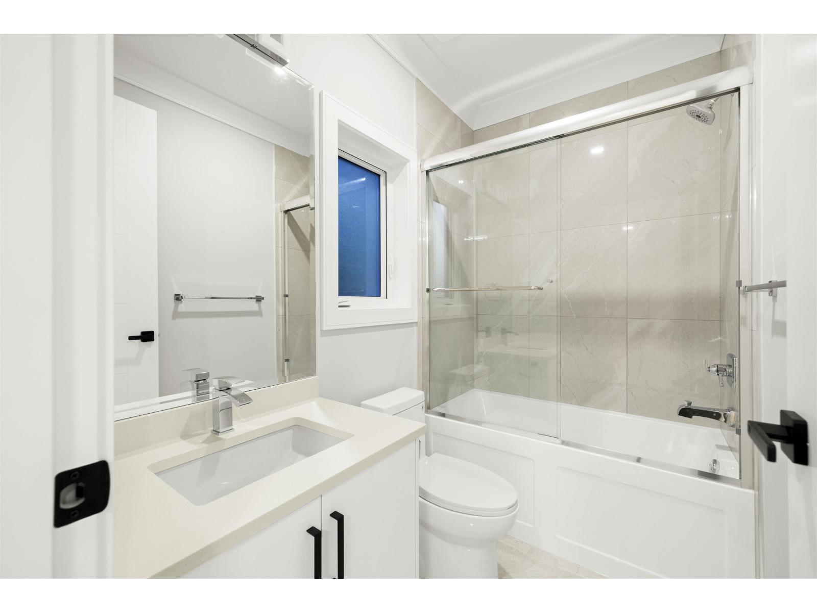 Photo 31 of 2096 Bowler Drive, Surrey BC
