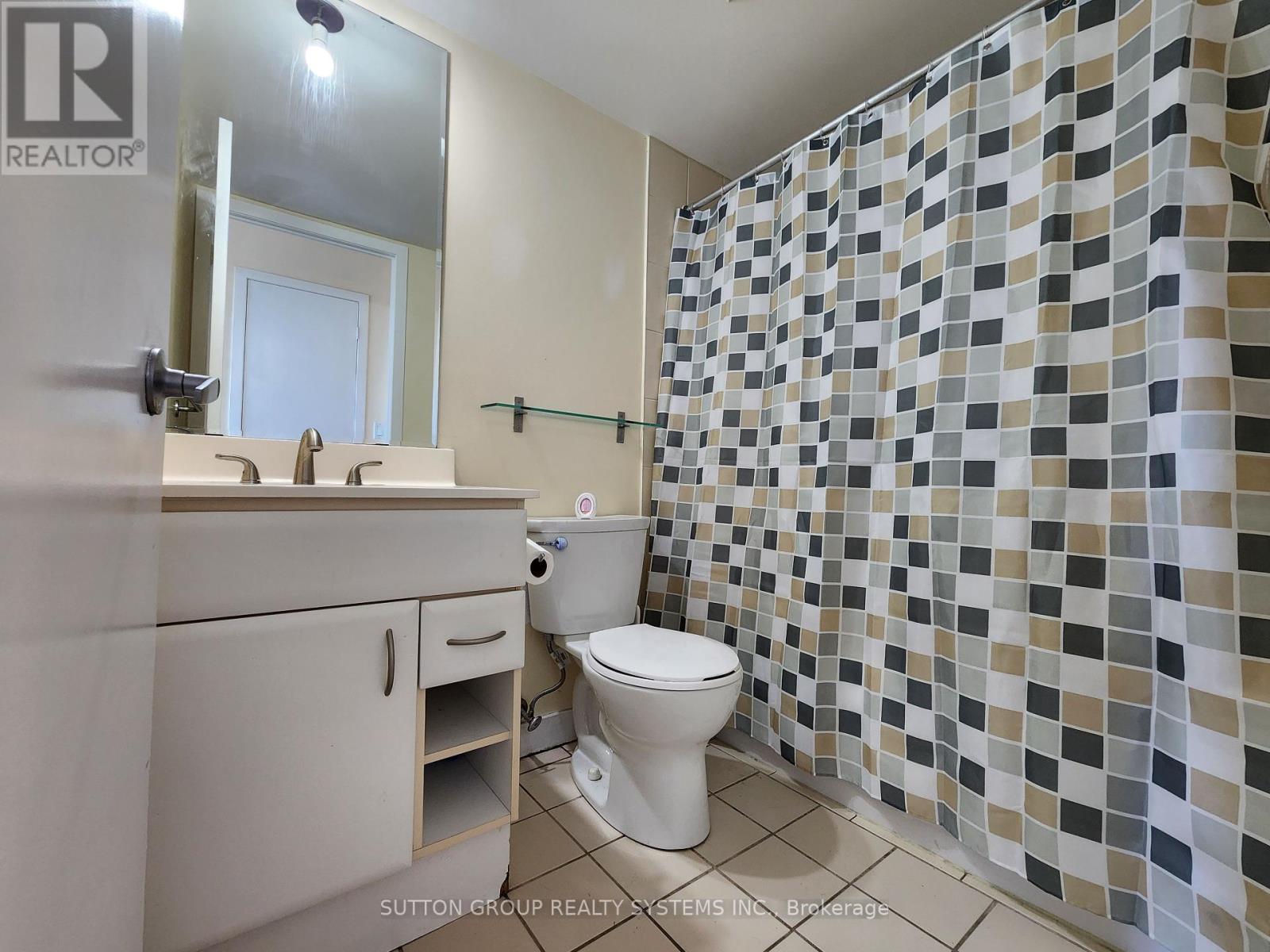 Photo 13 of 2809 38 Lee Centre Drive, Toronto ON