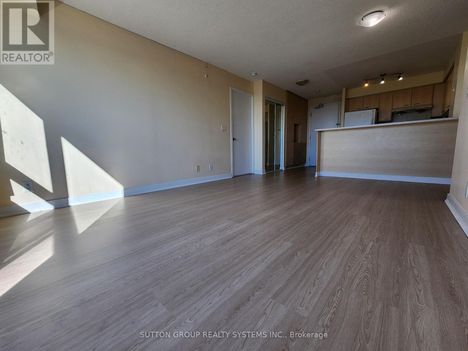 Photo 17 of 2809 38 Lee Centre Drive, Toronto ON