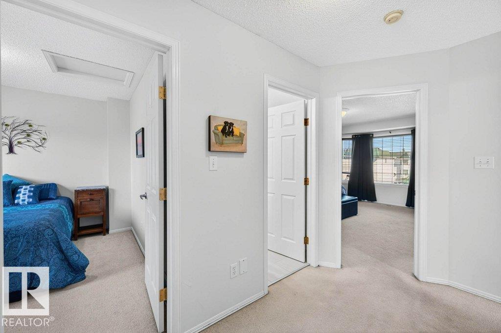 Photo 14 of 8329 160 Av Nw, Edmonton AB