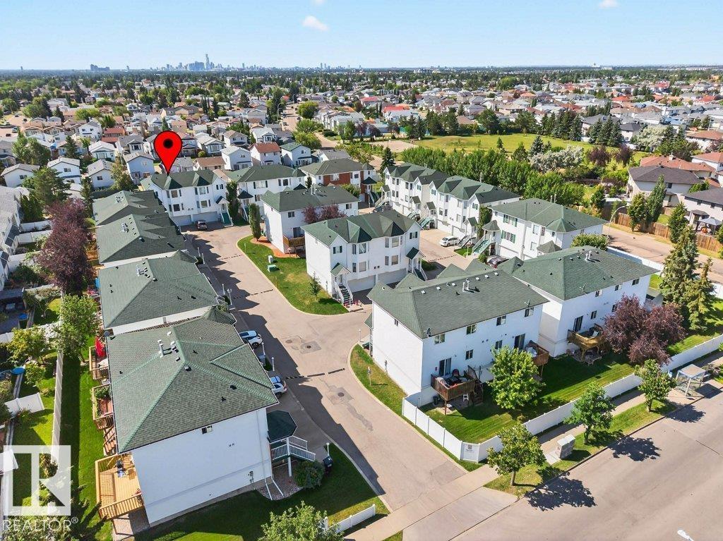 Photo 33 of 8329 160 Av Nw, Edmonton AB