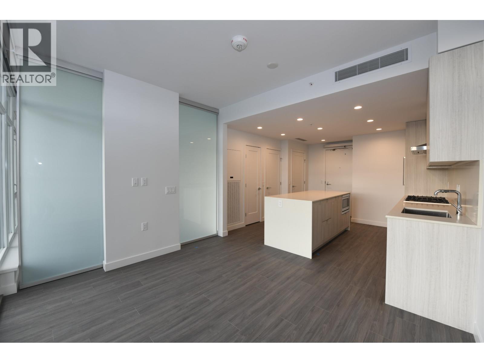 Photo 6 of 1903 2311 Beta Avenue, Burnaby BC