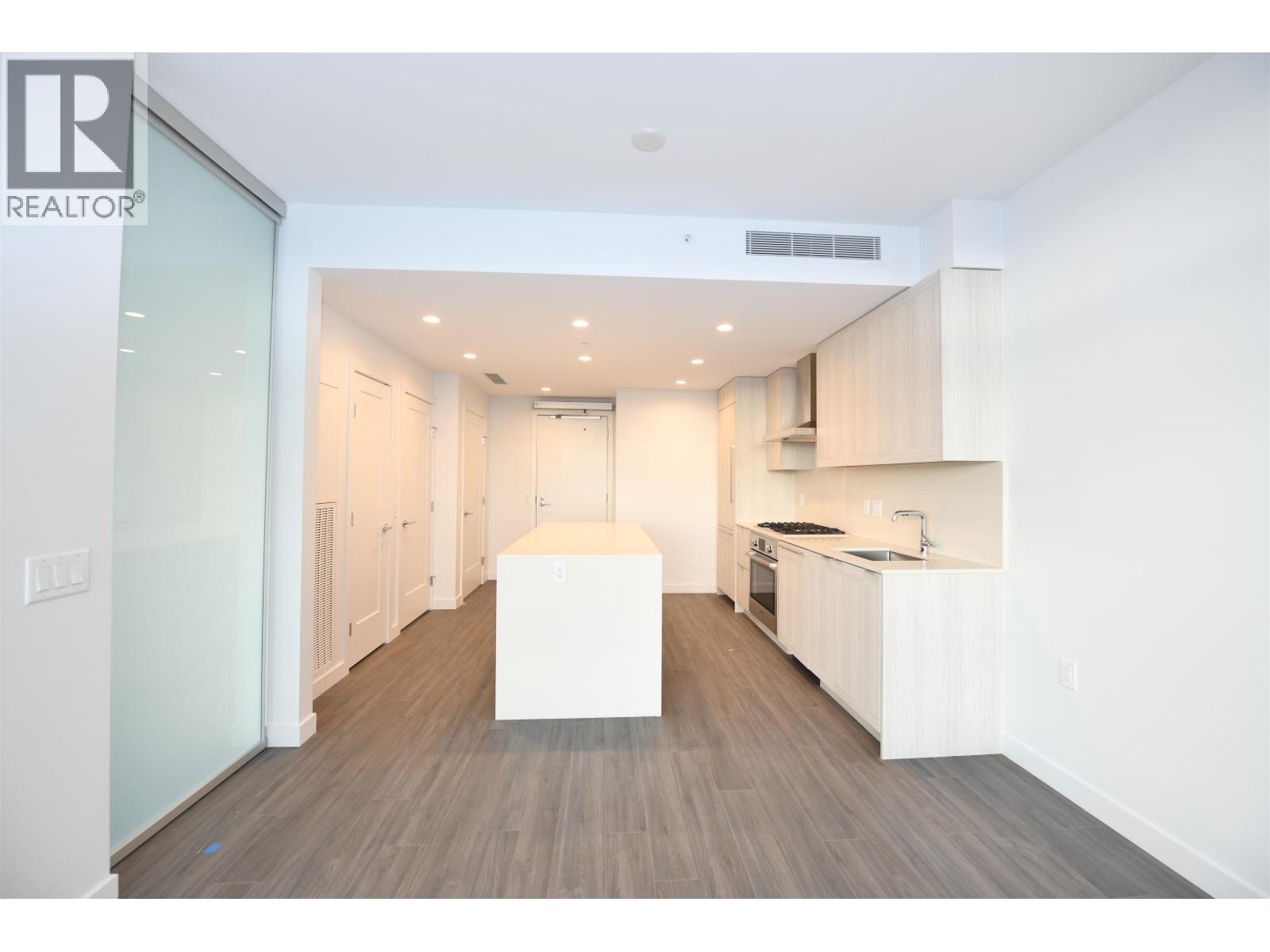 Photo 5 of 1903 2311 Beta Avenue, Burnaby BC