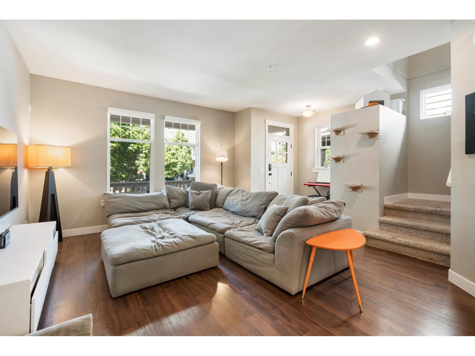 Photo 4 of 23110 Billy Brown Road, Langley BC