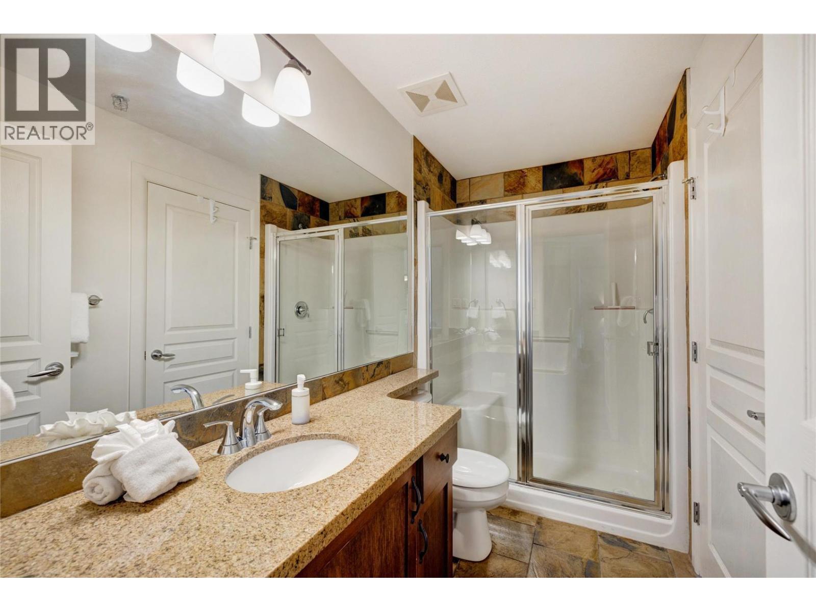 Photo 21 of 654 Cook Road Unit 431, Kelowna BC
