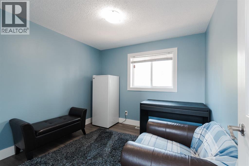 Photo 18 of 253 Grenfell Crescent, Fort Mcmurray AB