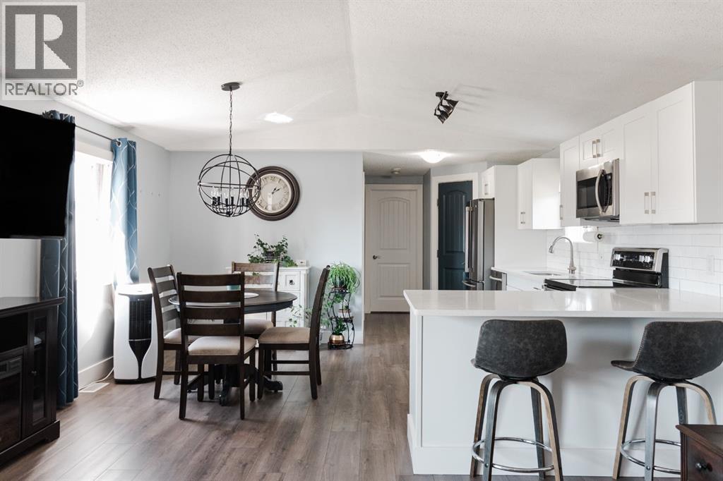 Photo 1 of 253 Grenfell Crescent, Fort Mcmurray AB