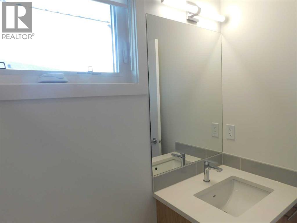 Photo 18 of 233 857 Belmont Drive Sw, Calgary AB