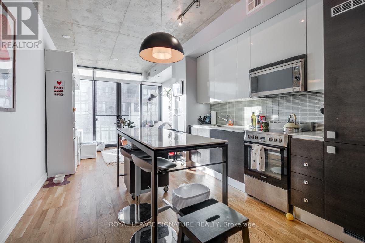 Photo 3 of 707 8 Dovercourt Road, Toronto ON