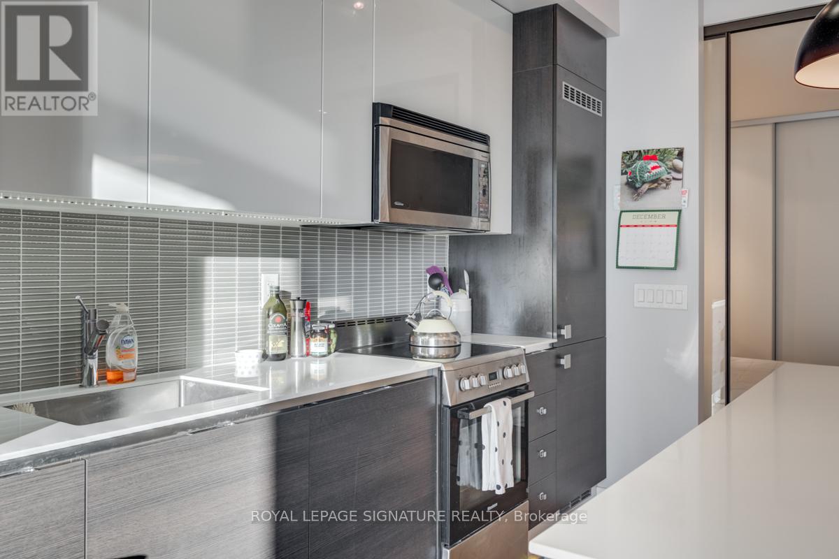 Photo 6 of 707 8 Dovercourt Road, Toronto ON