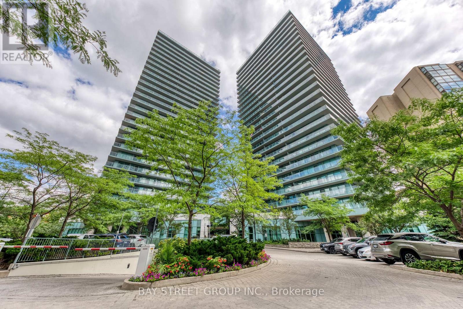 Photo 2 of 1905 5500 Yonge Street, Toronto ON