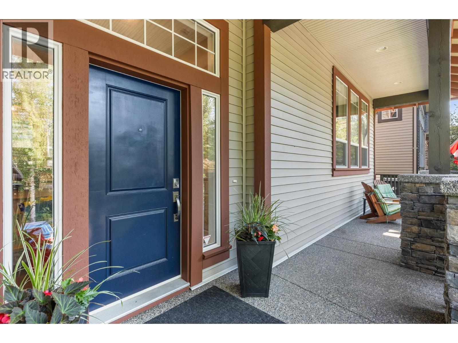 Photo 3 of 22810 Foreman Drive, Maple Ridge BC