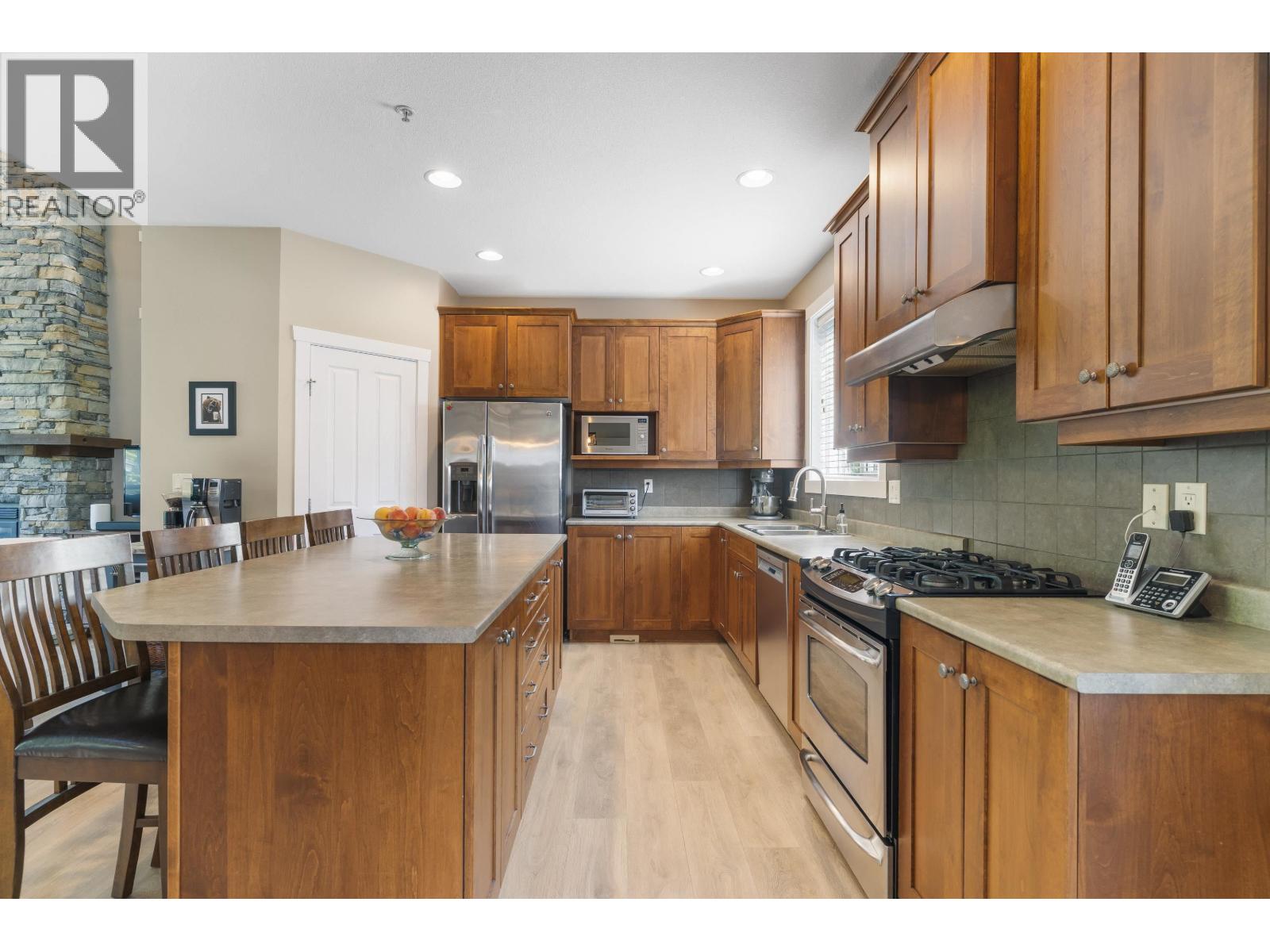 Photo 14 of 22810 Foreman Drive, Maple Ridge BC