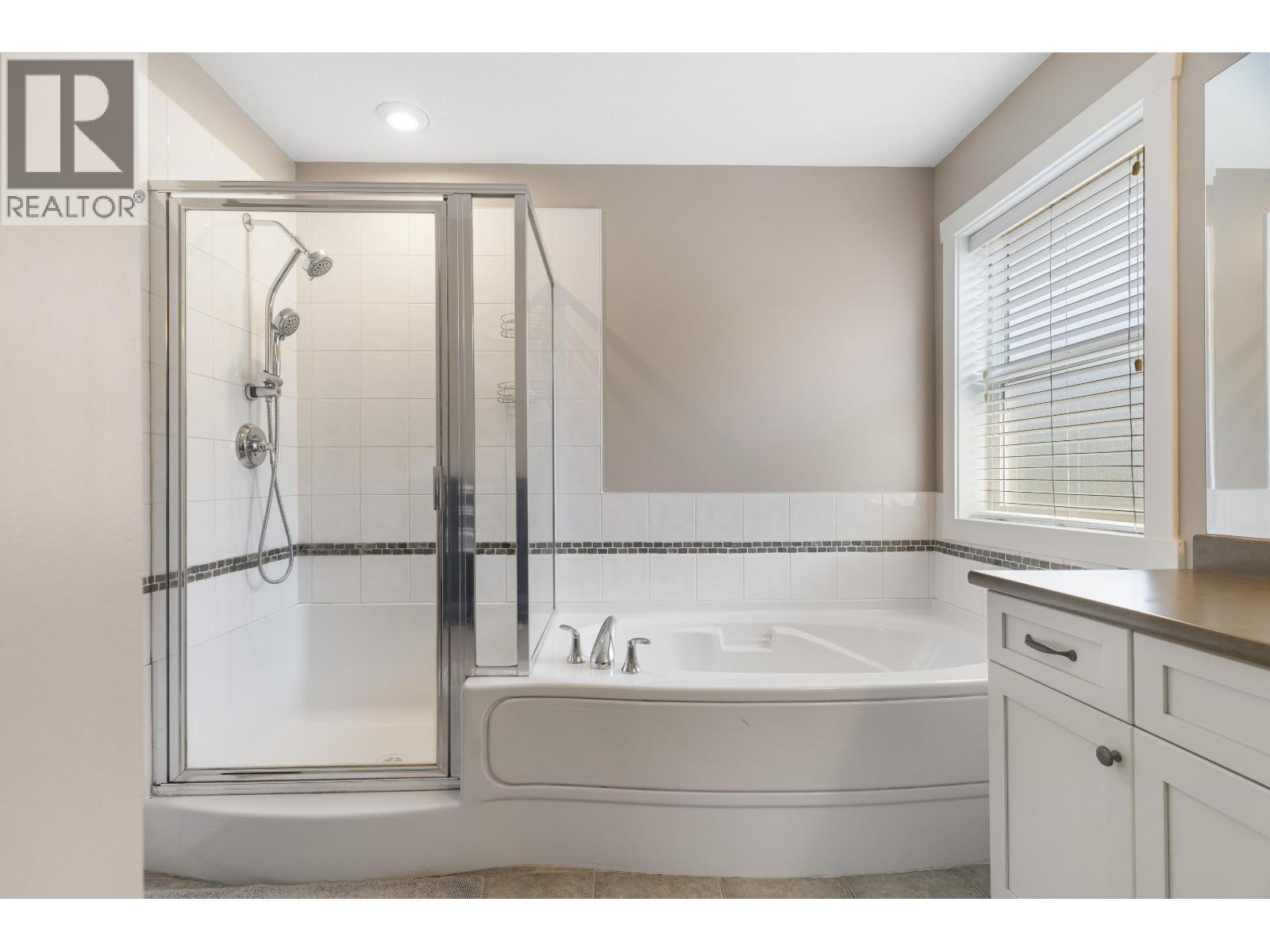 Photo 23 of 22810 Foreman Drive, Maple Ridge BC