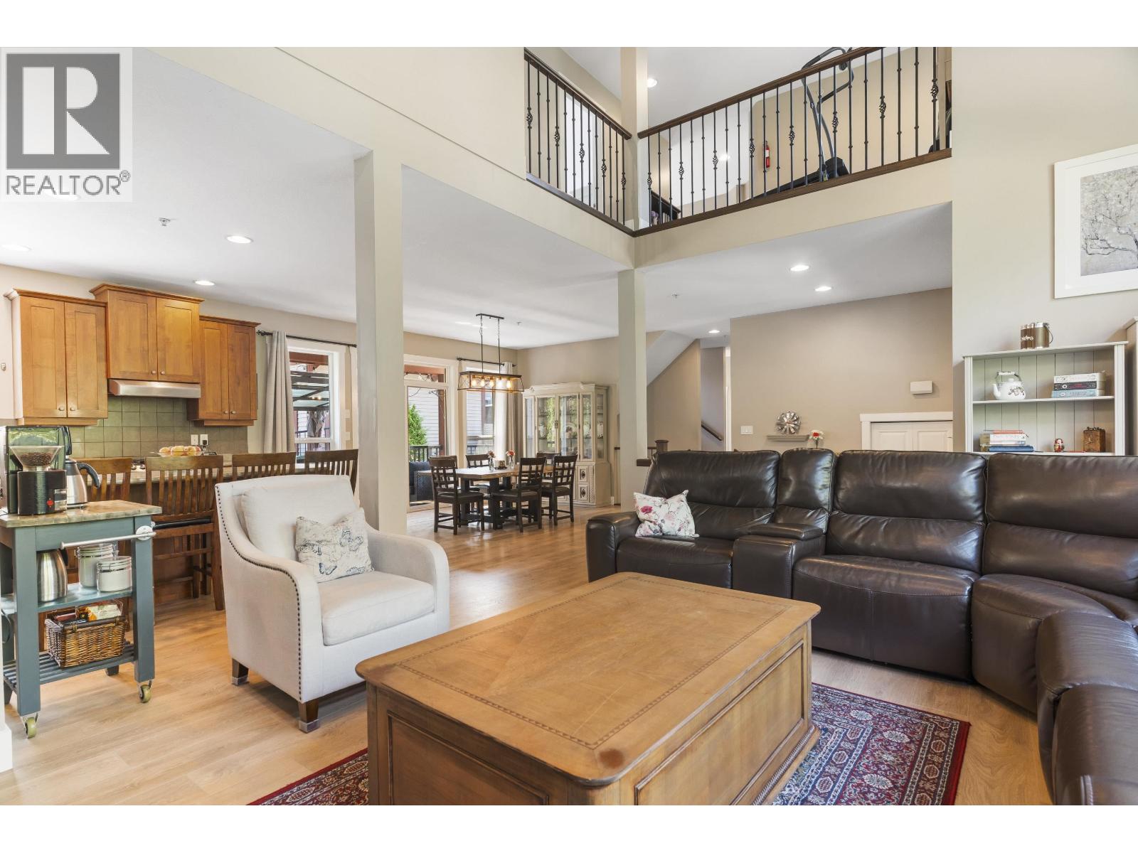 Photo 8 of 22810 Foreman Drive, Maple Ridge BC