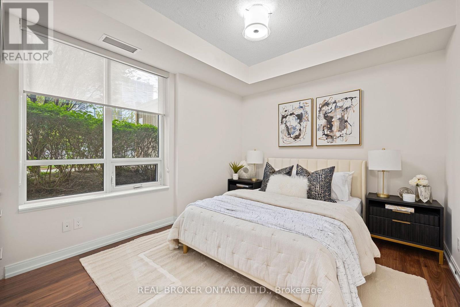 Photo 13 of 119 181 Village Green Square, Toronto ON