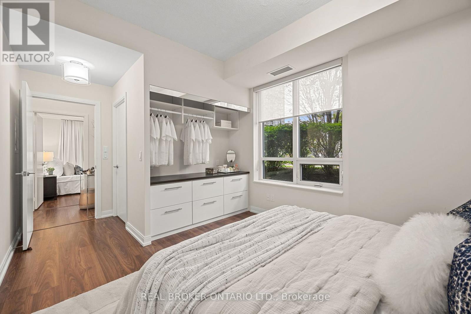 Photo 15 of 119 181 Village Green Square, Toronto ON