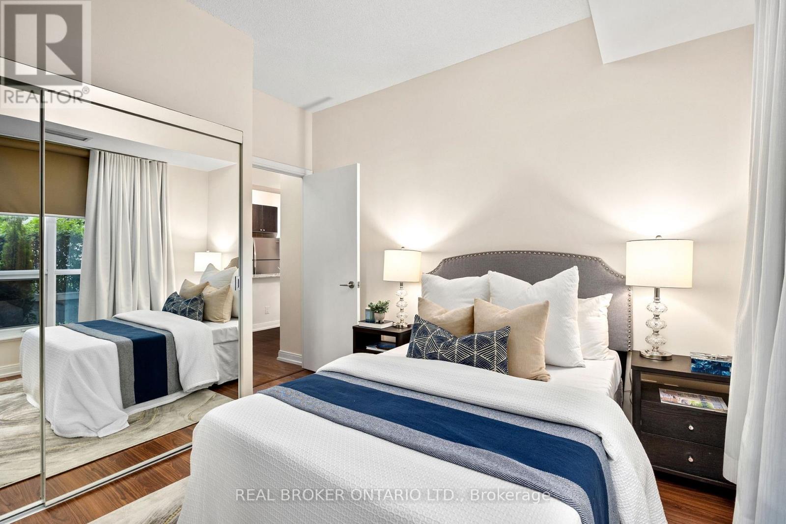 Photo 19 of 119 181 Village Green Square, Toronto ON