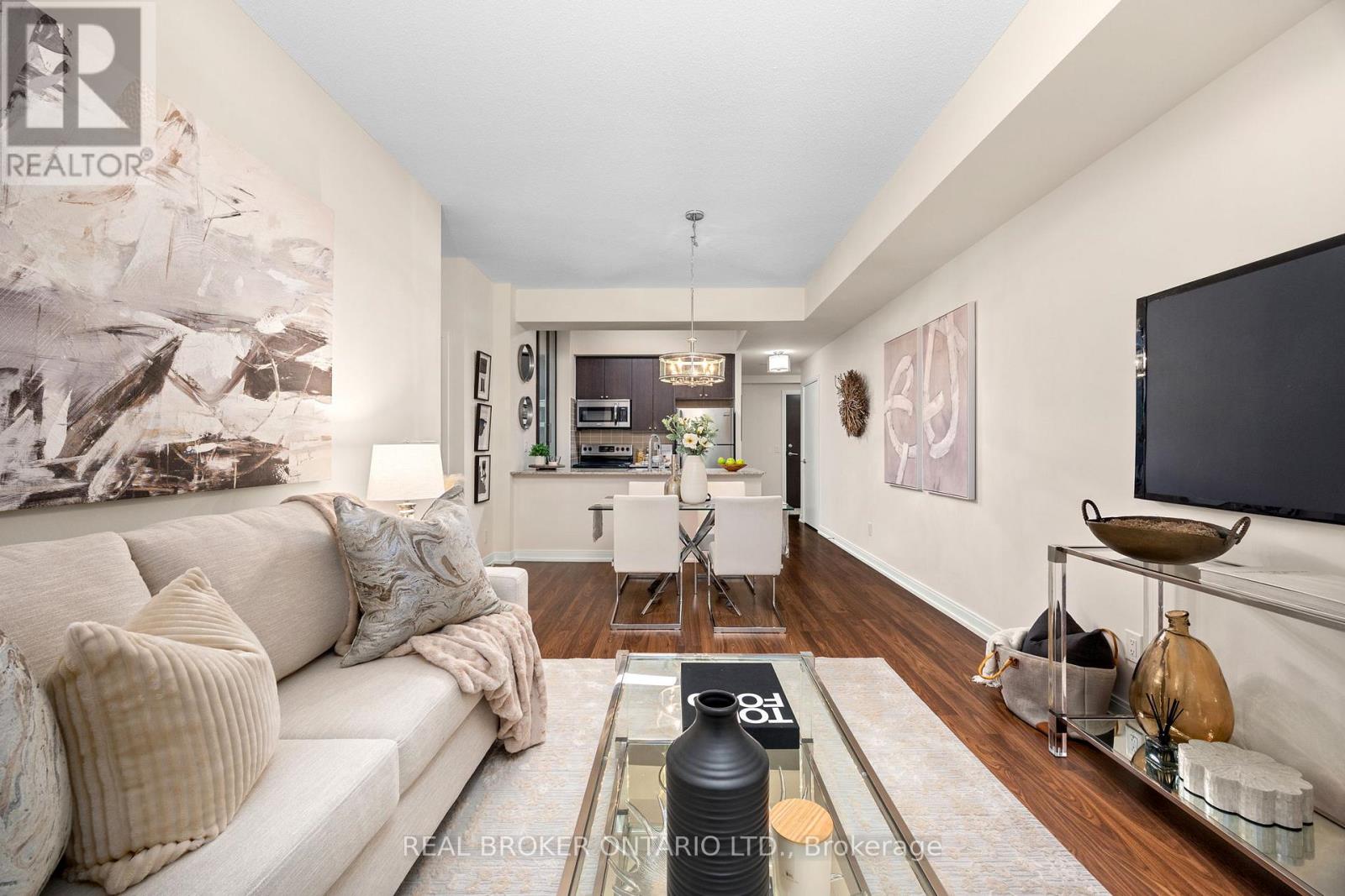 Photo 5 of 119 181 Village Green Square, Toronto ON