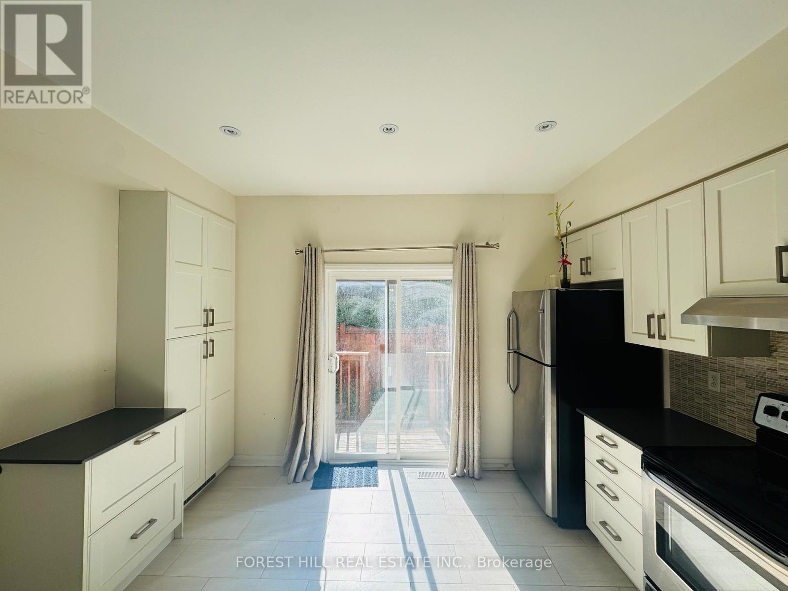 Photo 13 of 5 80 Bell Estate Road, Toronto ON