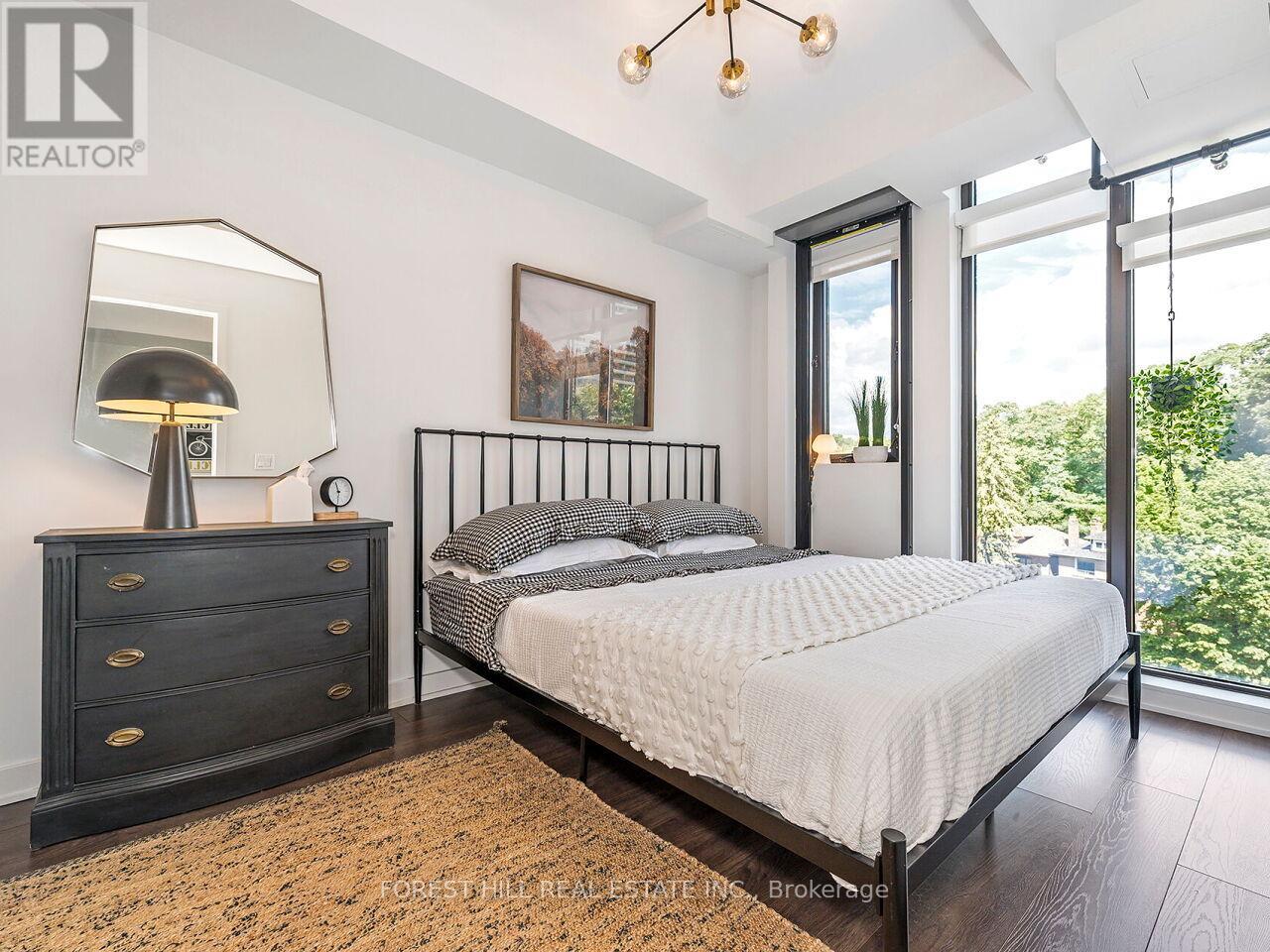 Photo 16 of 406 1990 Bloor Street W, Toronto ON