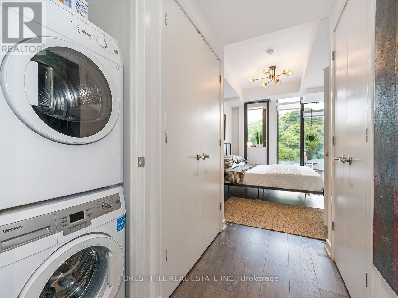Photo 22 of 406 1990 Bloor Street W, Toronto ON