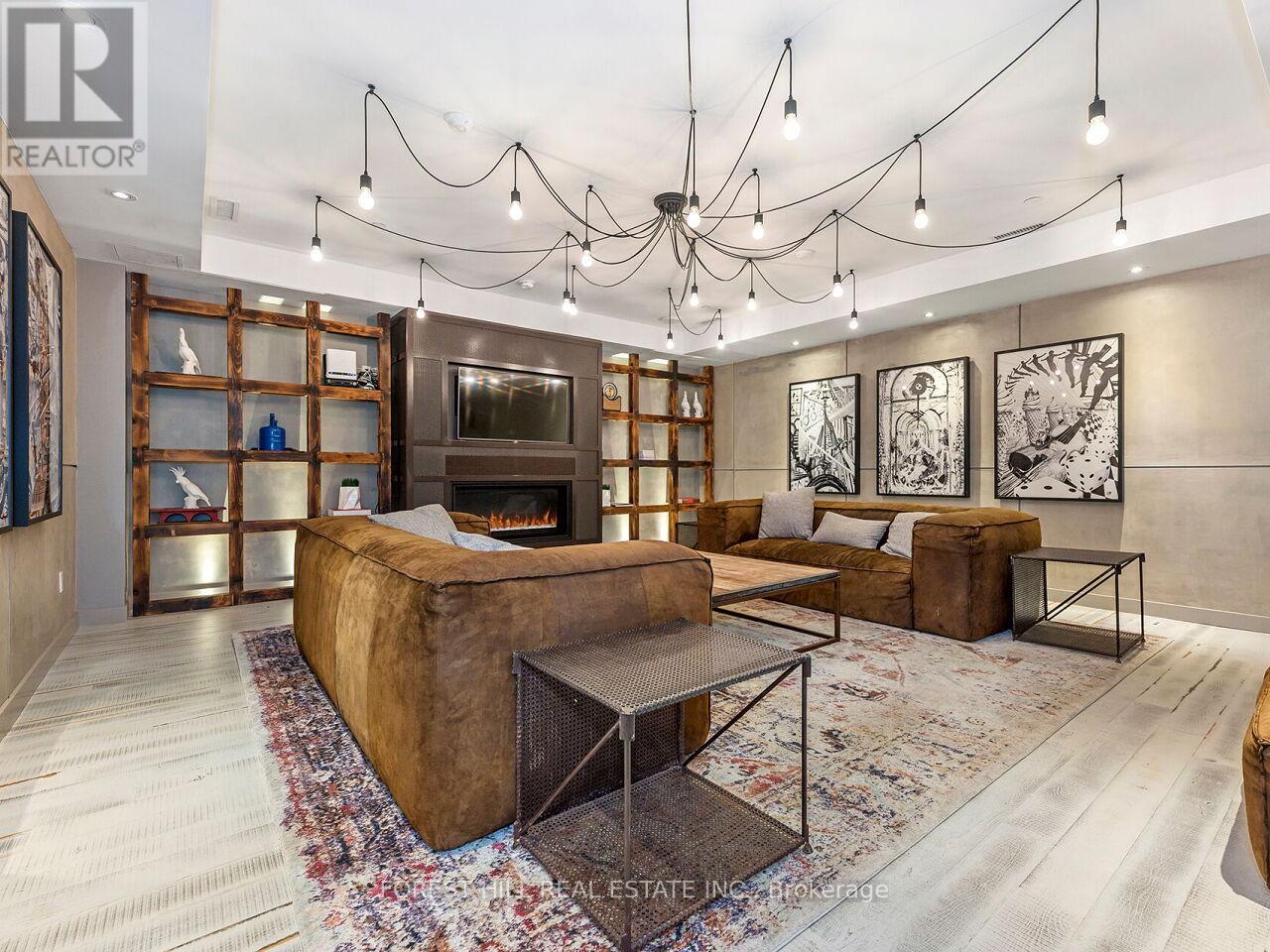 Photo 25 of 406 1990 Bloor Street W, Toronto ON