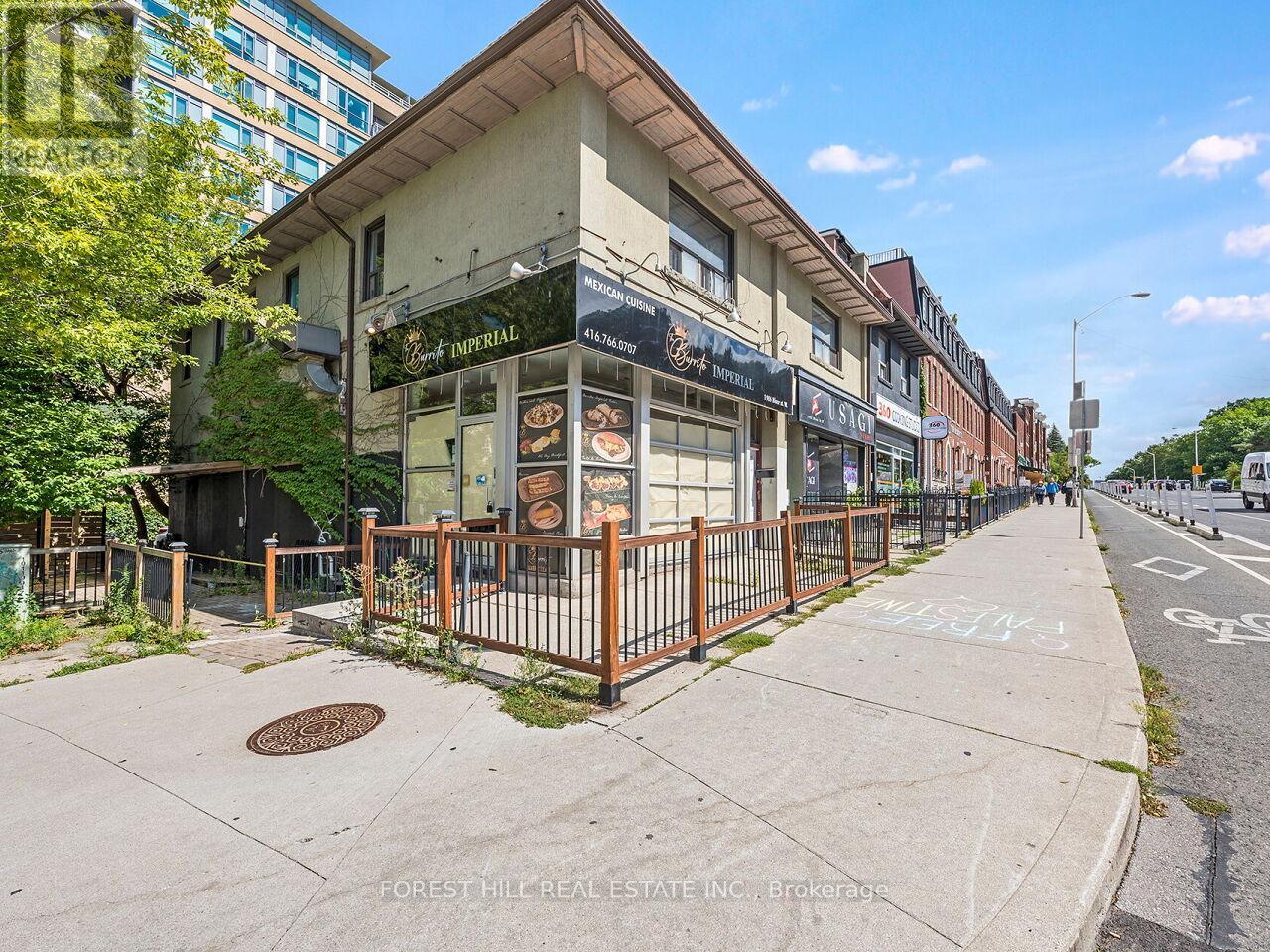 Photo 33 of 406 1990 Bloor Street W, Toronto ON