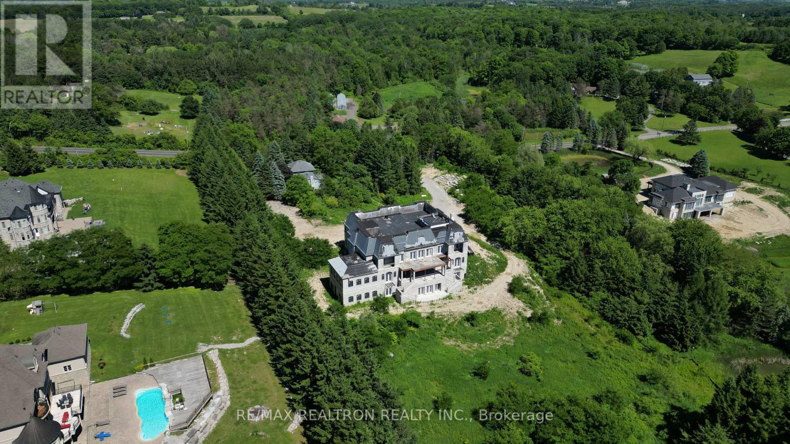 Photo 12 of 15230 Keele Street, King ON