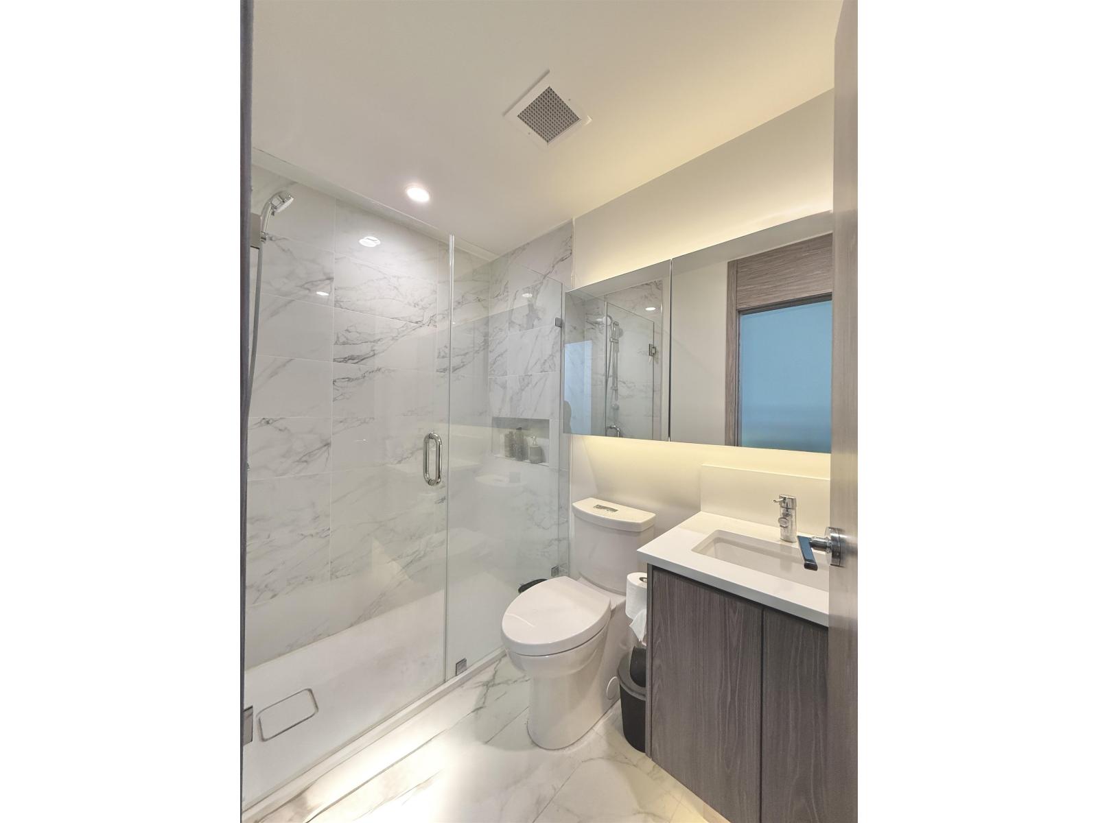 Photo 12 of 1802 10750 135 A Street, Surrey BC