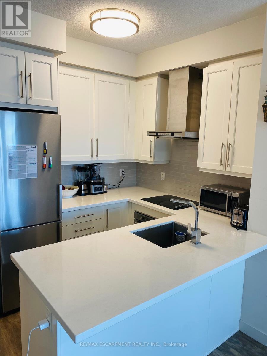 Photo 22 of 504 2087 Fairview Street, Burlington ON