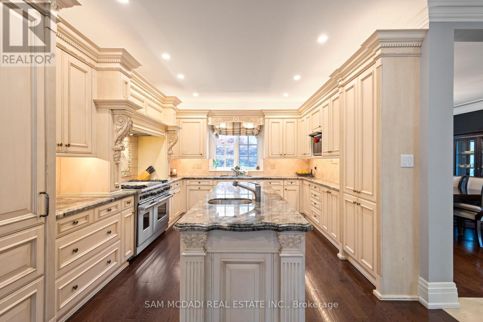 Photo 18 of 2173 Shawanaga Trail, Mississauga ON