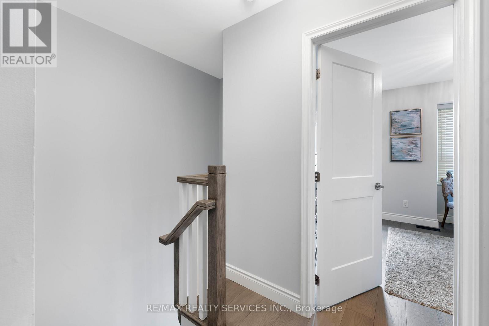 Photo 18 of 94 94 Guildford Crescent, Brampton ON