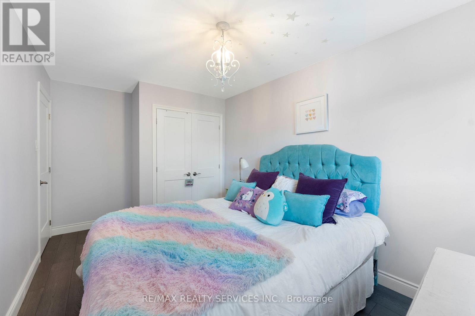 Photo 25 of 94 94 Guildford Crescent, Brampton ON