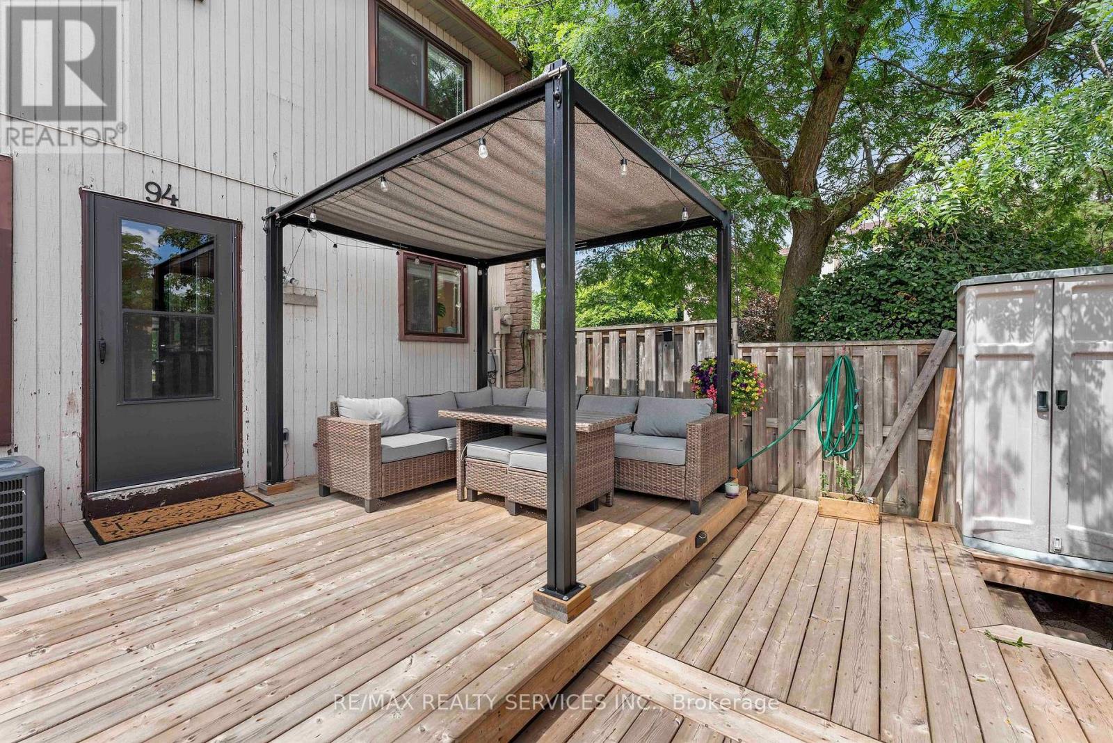 Photo 29 of 94 94 Guildford Crescent, Brampton ON