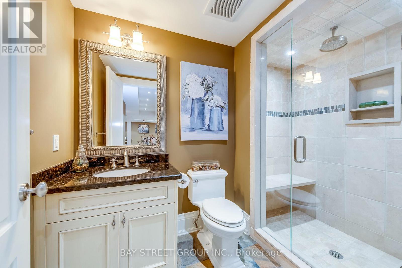 Photo 46 of 1049 Cedar Grove Boulevard, Oakville ON