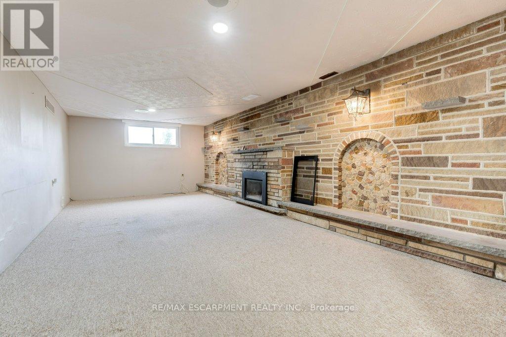 Photo 27 of 595 Green Mountain Road E, Hamilton ON